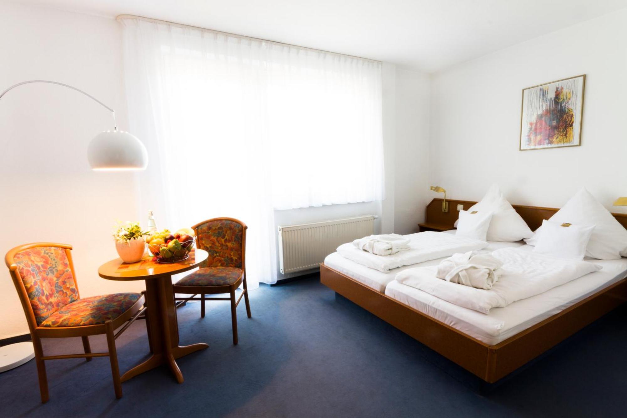 Hotel Roemerstein Майнц Экстерьер фото
